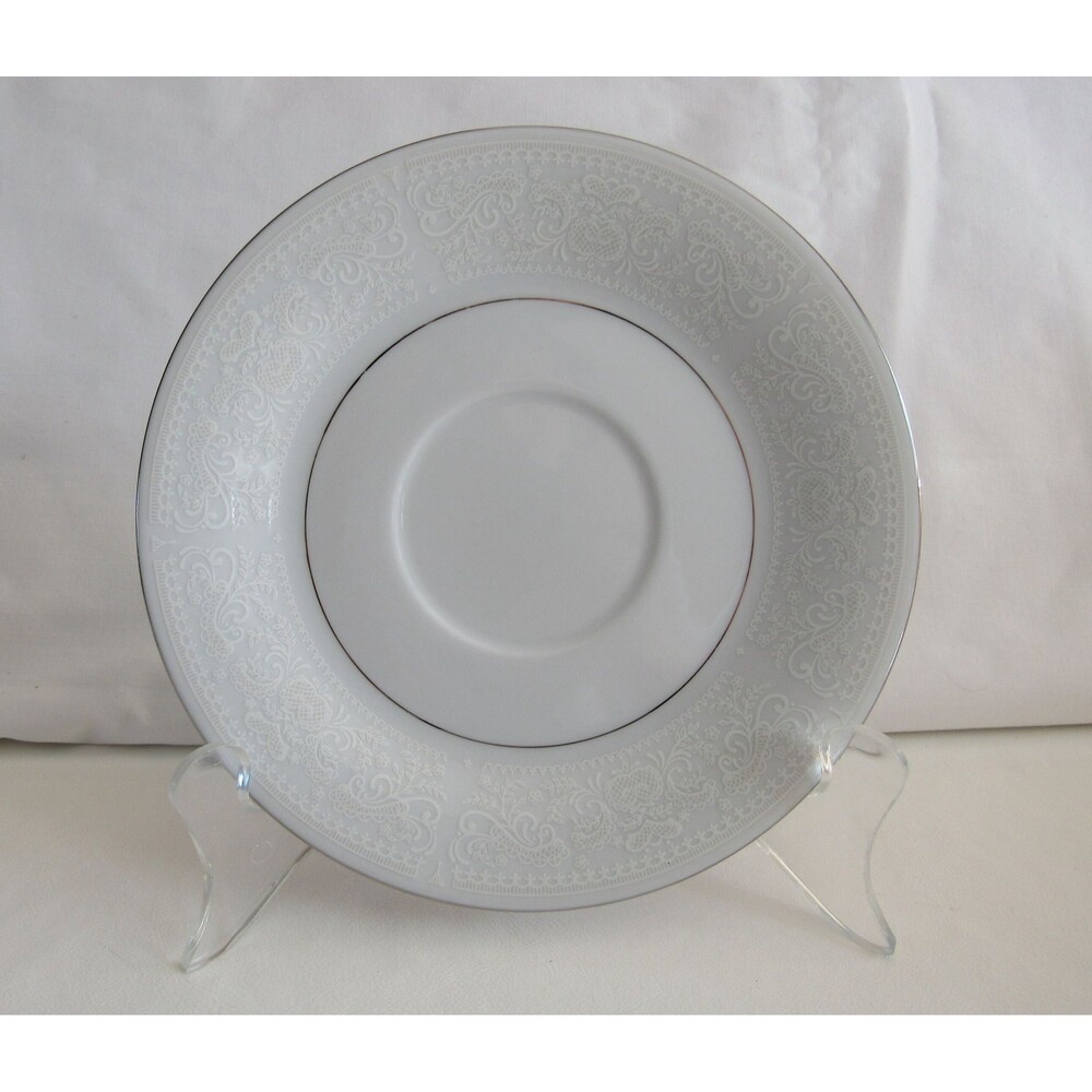 Vintage Crown Ming Jian Shiang Fine China Crochet Pattern Saucers